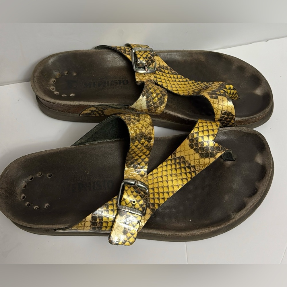 Sz 37/7 WOMENS MEPHISTO YELLOW SNAKE PRINT LEATHER WEDGES SANDALS